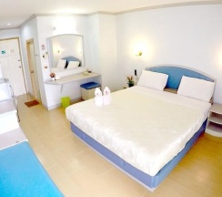 Двухместный номер Deluxe с балконом двуспальная кровать в P.A. Place Hotel