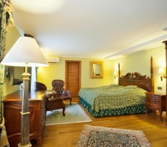 Двухместный номер Deluxe двуспальная кровать в Hotel U Prince Prague by BHG