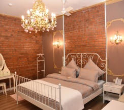 Двухместный люкс с видом на внутренний двор двуспальная кровать в Дом Паткуль