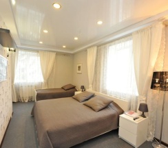 «Комфорт Семейный» 3- местный TRPL, (№205; №304)  в MotoStop