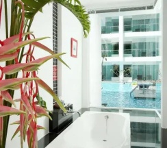 Двухместный номер Spa Deluxe двуспальная кровать в The Old Phuket - Karon Beach Resort