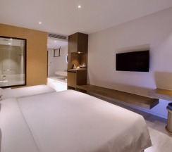Трёхместный номер с доступом к бассейну Deluxe Premier в Pamookkoo Resort