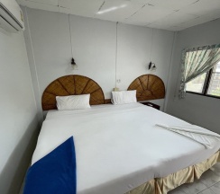 Двухместный номер Standard с балконом двуспальная кровать в Sea Breeze Bungalow