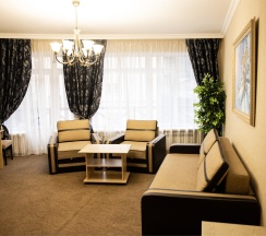 Люкс 2-х комнатный большой в Grand hotel