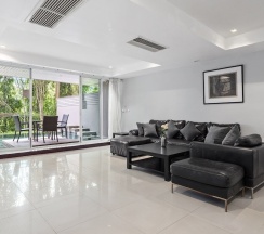 Семейный коттедж в 4 bedroom pool villa. 7kms to Patong