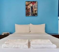 Четырёхместный номер Economy двухъярусная кровать в Thapae60 Mini Hotel