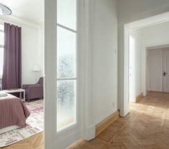 Стандарт с двумя спальнями и камином в Апартаменты IZBA