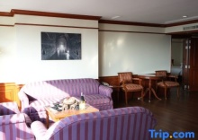 Семейный люкс с 2 комнатами в Centara Riverside Hotel Chiang Mai