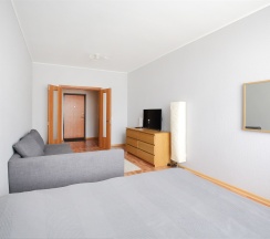 Однокомнатные апартаменты у метро 17 этаж (106) в Rooms-ekb