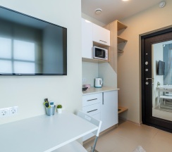 1-комнатные апартаменты эконом с 1 двуспальной кроватью (без окна) в Prim Rooms Apt Apartments (Прим Румс Апт Апартментс)