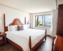 Двухместный Marina с видом на залив двуспальная кровать в Sandos Finisterra All Inclusive