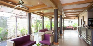 Карон: Курортный отель Kata Poolside Resort SHA Extra Plus