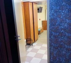 Номер Эконом с большой кроватью в Респекталь М36