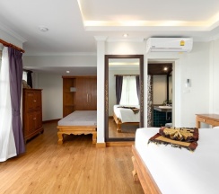Бунгало Deluxe с балконом в Курортный отель The Fair House Beach Resort & Hotel