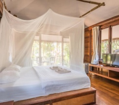 Бунгало Superior с видом на сад в Koh Kood Resort