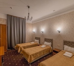 Трёхместный номер Comfort в Ланселот