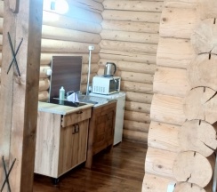 Стандартный семейный двухкомнатный номер с балконом в Индиго