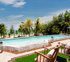 Четырёхместный Penthouse Pool ‘Devasom Sky Villa’ с 2 комнатами в Devasom Khao Lak Beach Resort & Villas