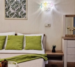 Двухместные апартаменты с красивым видом из окна двуспальная кровать в Travel`s Apart