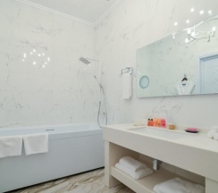 Люкс Presidential с красивым видом из окна в The One Hotel Astana