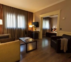Семейный номер в Hotel Cortezo