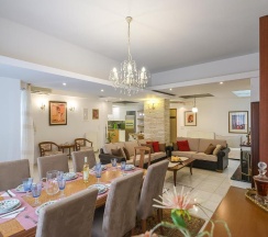 Апартаменты в Yellow Sun Marine Apt
