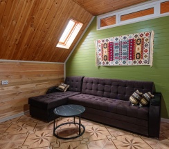 5-местный номер семейный Сакля в Якорь