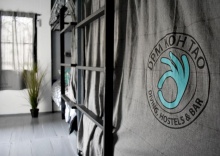 Кровать в общем номере в Dpm Diving Hostel & Bar Koh Tao