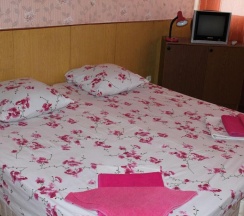 Двухместный номер Standard с балконом двуспальная кровать в Пансионат им. Н. Лакоба