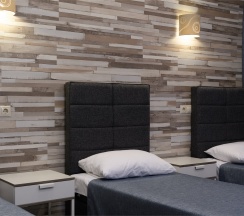 Трехместный номер с тремя раздельными кроватями в Шале де Прованс