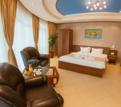 Люкс с видом на море - шведский стол+безлимитный бар в Family resort hotel Miloo