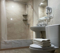 Мандсардный номер в Адунеи Сухум