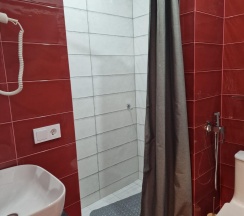 4-местный номер комфорт №9 в Наш