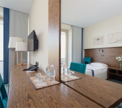 Двухместный стандарт с видом на море TWIN / Standard double room with sea view TWIN в Lavicon Apart Nebug