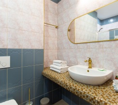 Апартаменты с эркером и душем в My Favourite Garden Hotel