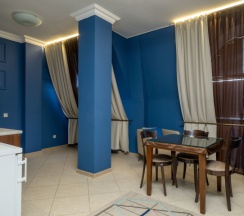 Двухкомнатный люкс в Alhambra