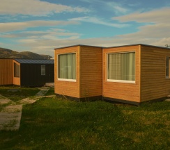 Барнхаус Wood с двуспальной кроватью в Kovcheg 51