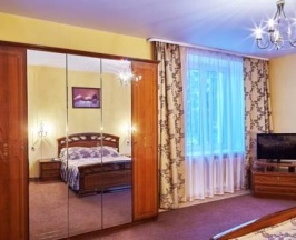 Номер люкс с 1 двуспальной кроватью (с пансионом) в Ангара