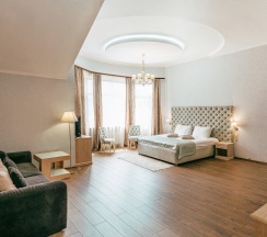 Семейный люкс в Alm house