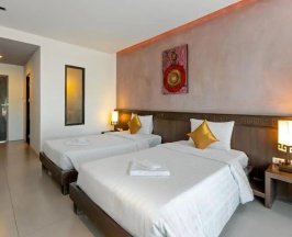 Двухместный номер Deluxe с видом на бассейн (двуспальная кровать) в Phuketa Hotel Phuket Town