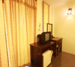 Двухместный номер Superior двуспальная кровать в Tharathip Resort