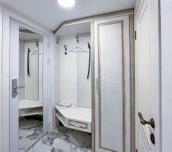 Двухуровневый номер в античном греческом стиле в Греческий Олимп