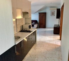 4-комнатные апартаменты люкс (мансарда) в Оазис