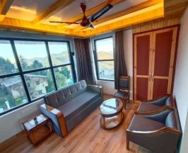 Люкс в Krishna Orchard Resort