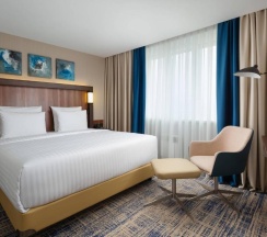 Люкс Senior с видом на город в Courtyard by Marriott Tashkent