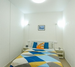 Апартаменты "На листопадной 15А" в Саквояж