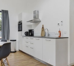 Коттедж в Modern House With Beautiful Terrace, Near Almelo