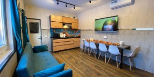 Якуши: Коттедж Гномбург