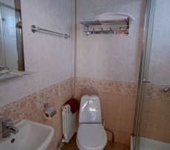 Двухместный номер Standard с балконом и с видом на море двуспальная кровать в Векар