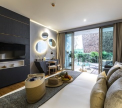 Двухместный номер Pool Access Deluxe двуспальная кровать в Отель Wyndham Grand Nai Harn Beach Phuket